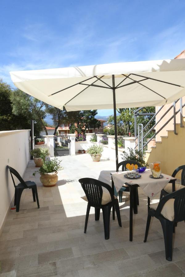 Capri 53 Villa Àrbatax Exterior photo